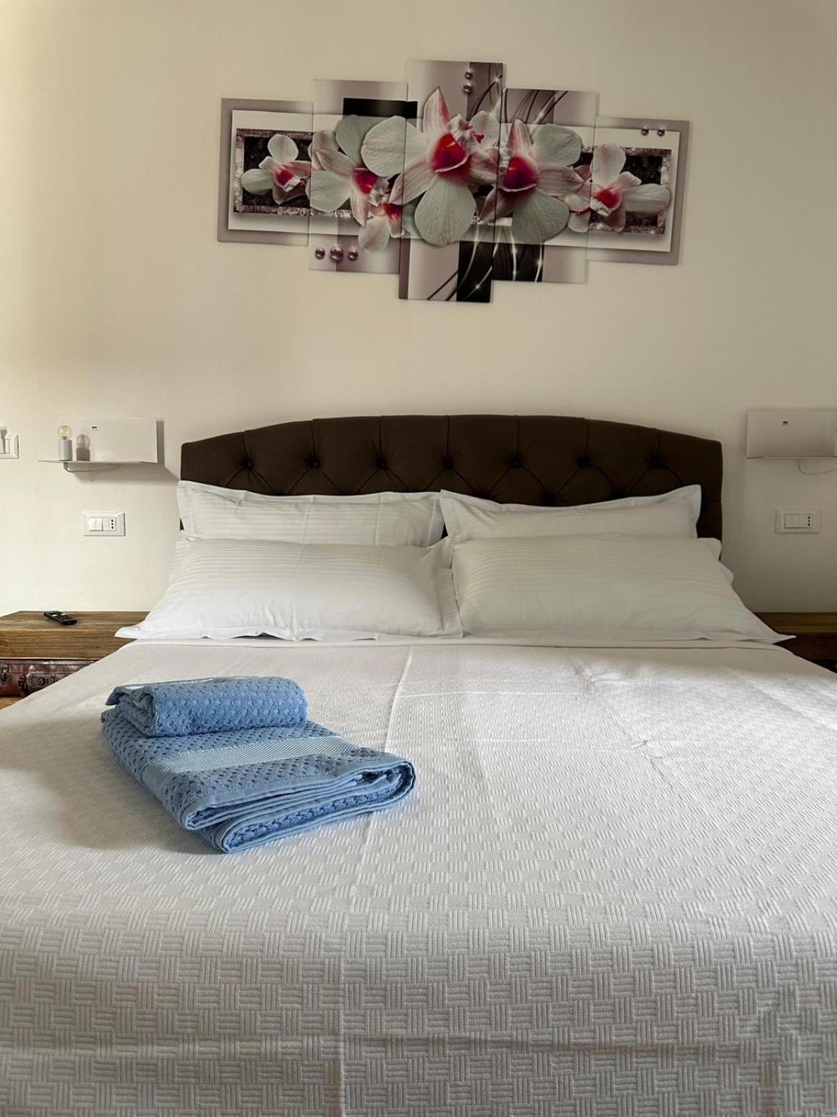 Il Glicine Hotel Parma Eksteriør billede